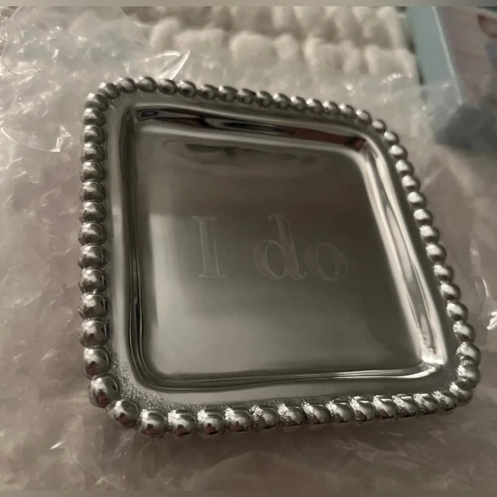 NEW Mariposa Aluminum “I Do